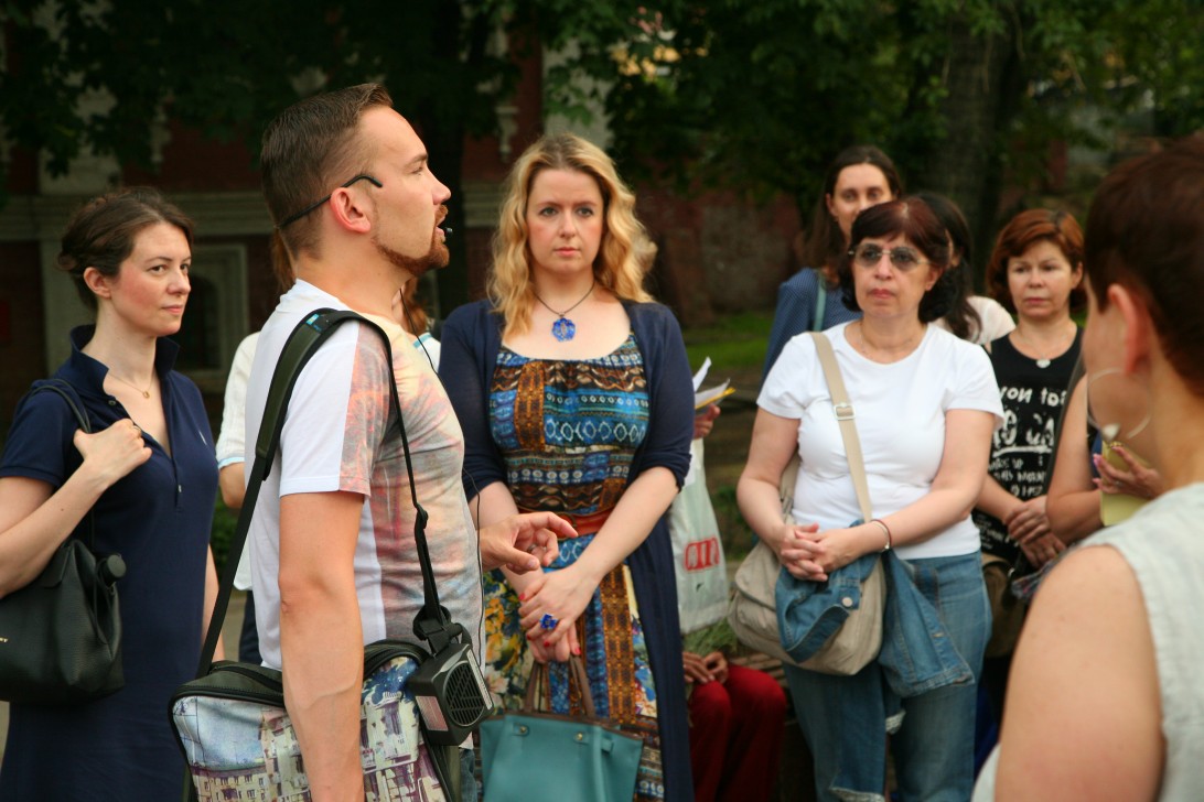 В помощь людям с БАС «Москва, которой нет» организовала интересные прогулки
